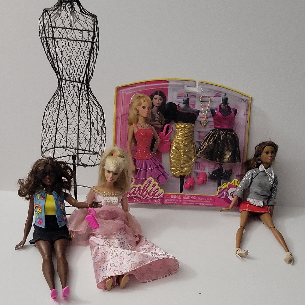 Bundle Of 3 Barbie Dolls New Clothes and Wire Form For Displays